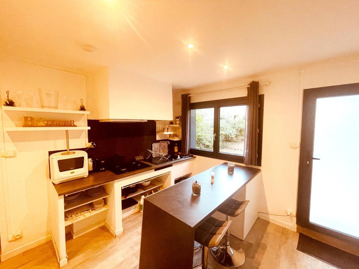 Superbe Appartement Boheme Dans Les Vignes Nimes Exterior photo